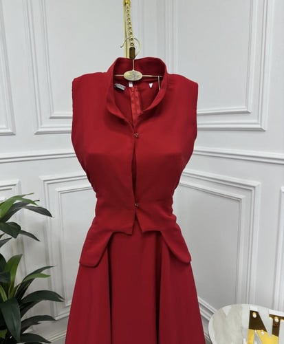 فستان ناعم مع جاكيت خارجي