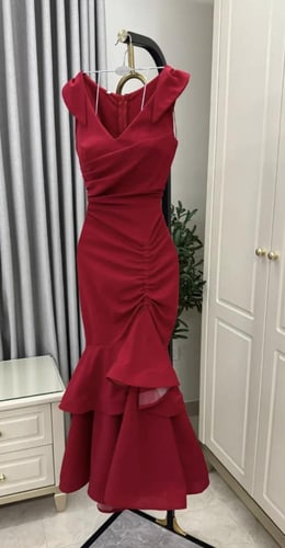 فستان سهرة ميد احمر طبقات متدرجة