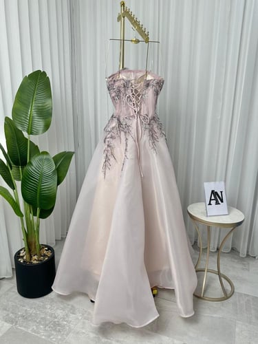 فستان سهرة جازار فخم وانيق