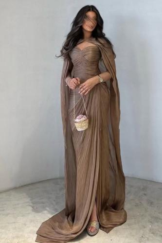 فستان سهرة توب بشال خارجي باللون البيج الغامق