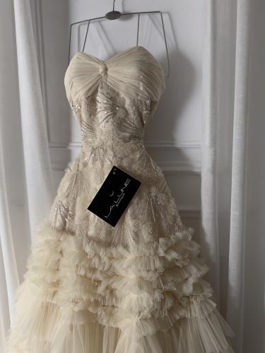 فستان سهره كلوش طبقات تطريز