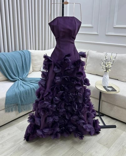 فستان سهره مزين بالورد البارز