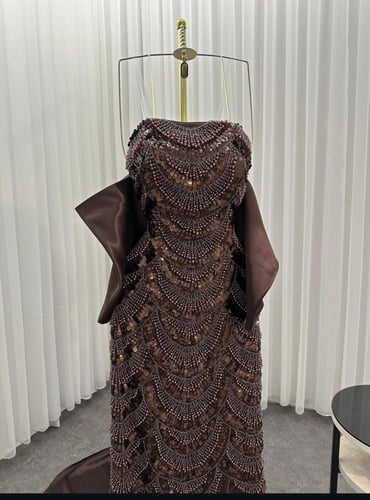 فستان سهره تطريز كامل مع ذيل