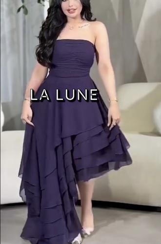 فستان موف بتصميم ناعم وانيق