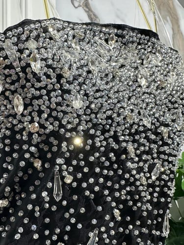 فستان سهره بصدرية مطرزه