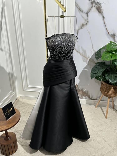 فستان سهره بصدرية مطرزه