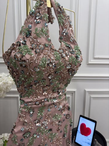 فستان سهرة جورجيت مخرز