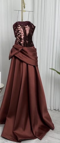 فستان سهره بتصميم راقي وفخم