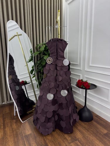 فستان سهرة ميكادو بتصميم انيق