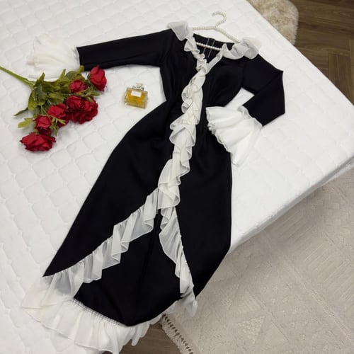 فستان ناعم اسود و ابيض