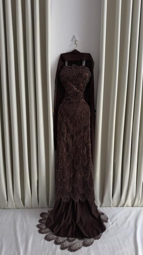 فستان سهره انيق مطرز بالخرز