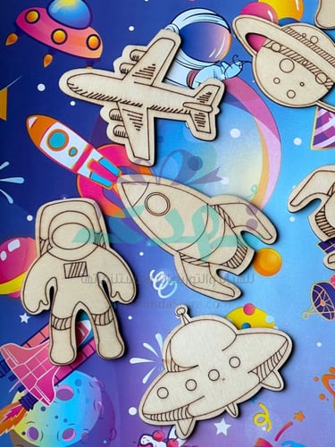 30 خشبية كوكب الفضاء