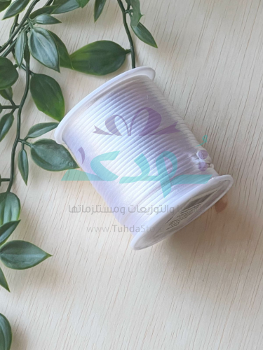 خيط ساتان أبيض