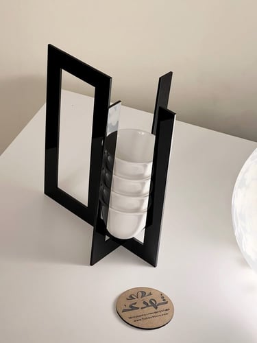 استاند اكريلك حامل الفناجين