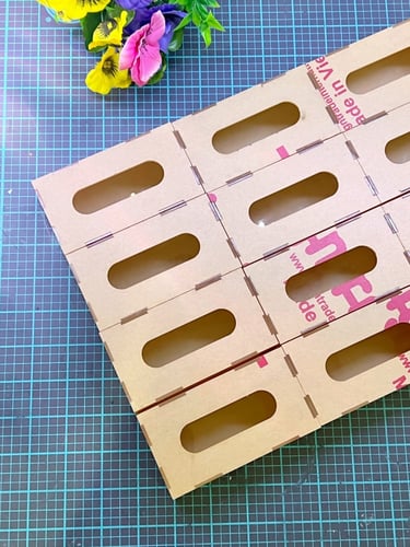 درزن علب مناديل ميني اكريلك