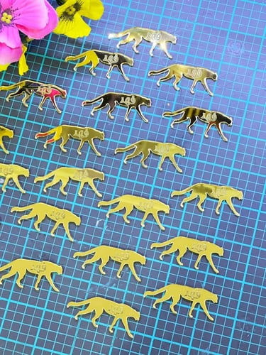 حفر اسم لوقو فهد اكريلك