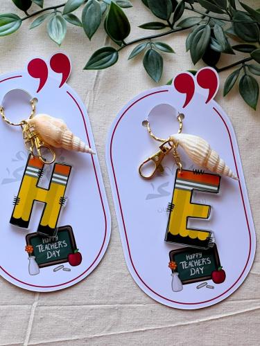 ميدالية الحروف