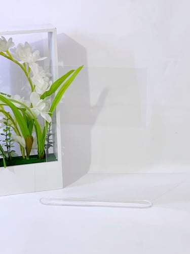 لوح اكريلك A4 مستطيل مع قاعدة