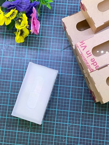 درزن علب مناديل ميني اكريلك