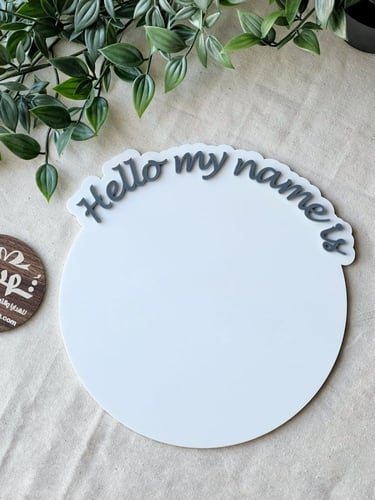 لوح دائري hello my name is