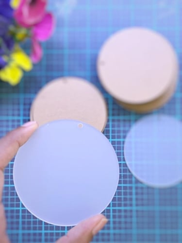 درزن اكريلك دائرة مقاسات 4 الى 8