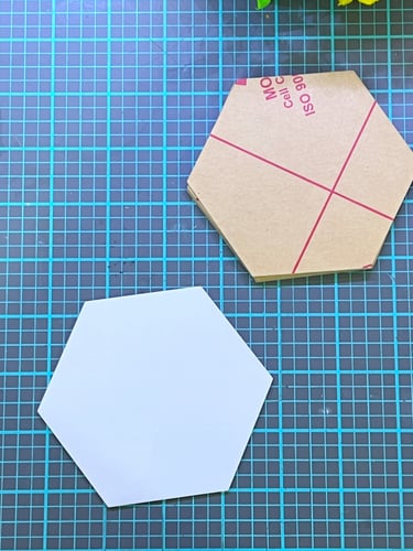 درزن اكريلك سداسي 10 سم