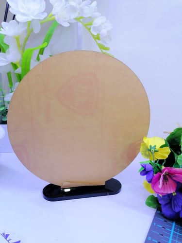 لوح اكريلك دائري شفاف مع قاعدة