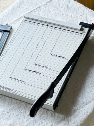 مقص ورق 12 × 10 انش