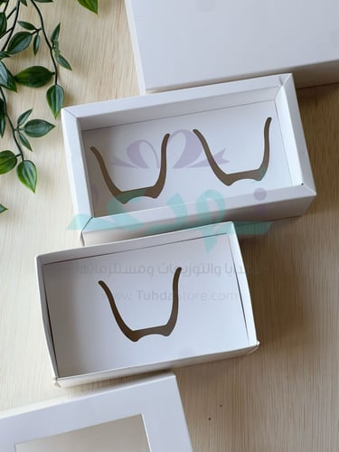 علب فنجان فارغ