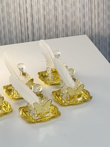 درزن توزيعات تولات كريستال معبأه