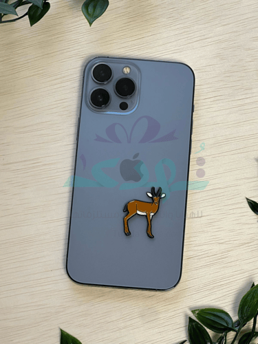 ملصق معدن غزال