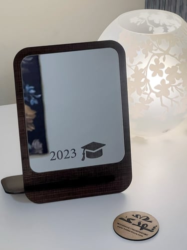 مرايا خشب (15*21 سم)