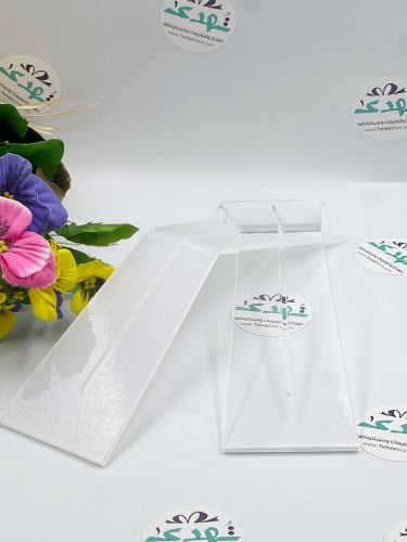 قاعدة هرمية للأستاندات