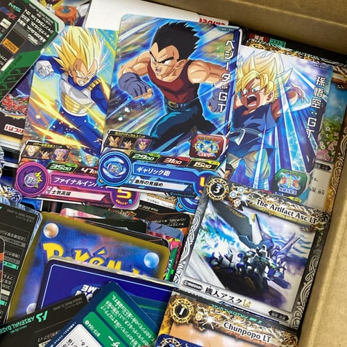 بطاقات انمي