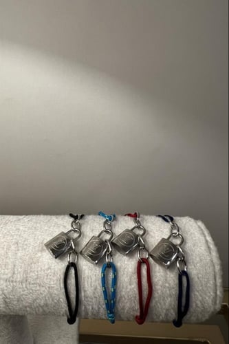 سوارة ماركة لويس فيتون