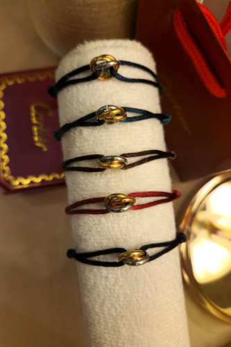 اسوارة كارتير ترينيتي