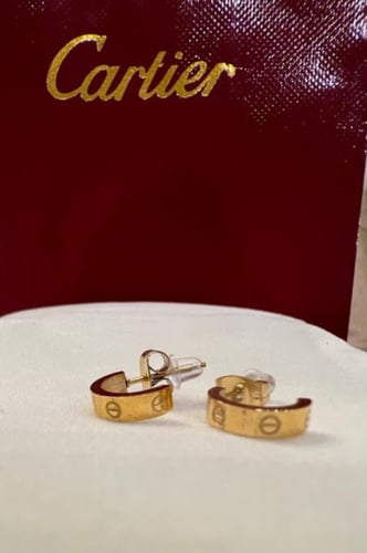 حلق من ماركة كارتير