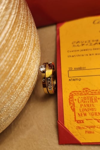 خاتم من ماركة كارتير