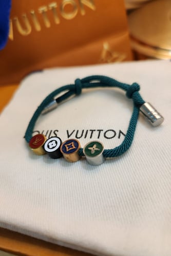 اسوارة لويس فيتون رجالي