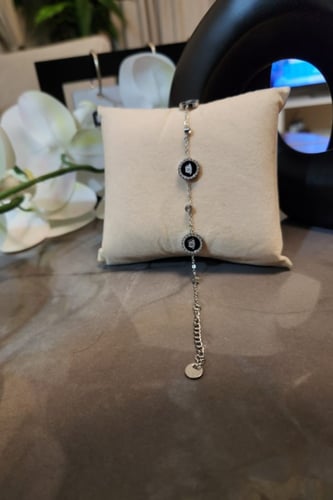 سواره من ماركة فرزاتشي