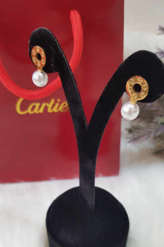 حلق اللؤلؤ ماركة كارتير