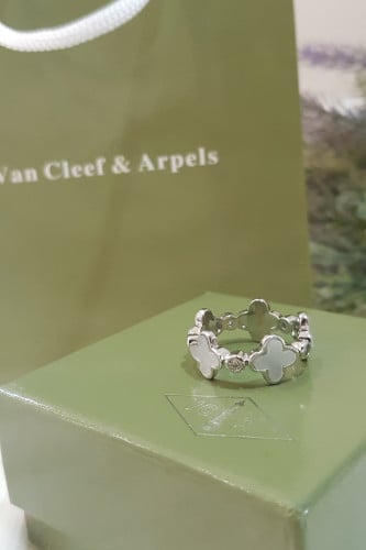 خاتم ماركة فان كليف فضي