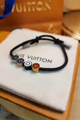 اسوارة لويس فيتون رجالي