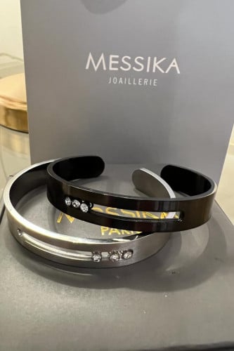 سوارة من ماركة ميسيكا