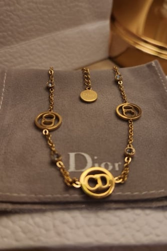 سلسال ديور حروف