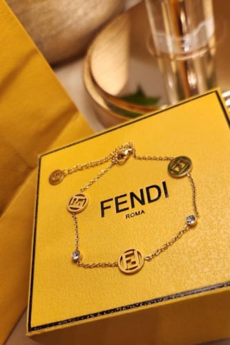 اسوارة فندي الجديدة