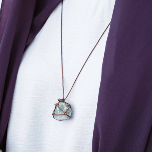 سلسال الاحجار الخام