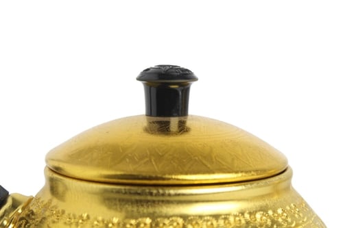 ابريق معدن منقوش تايلاندي ذهبي