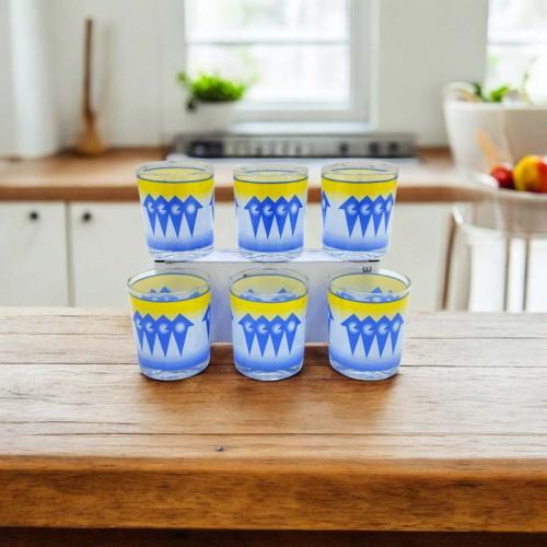 كاس عصير غضار أزرق