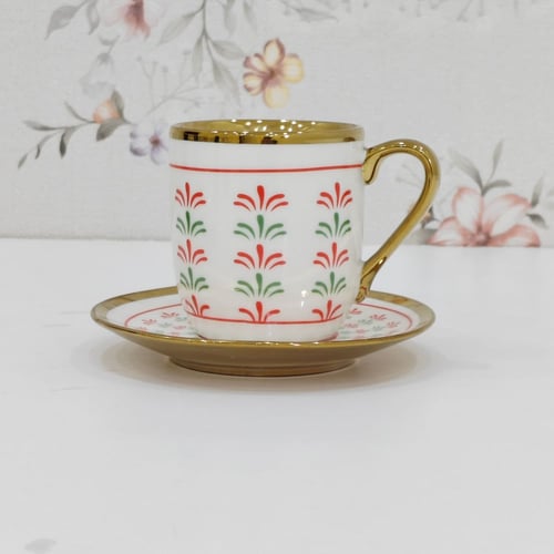 كوب بيد مع الصحن الطيبين